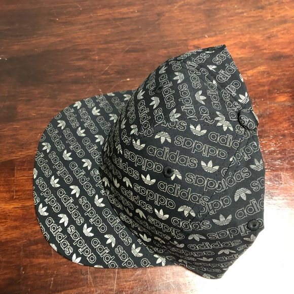 Adidas Logo SnapBack one size fits all - Picture 4 of 5